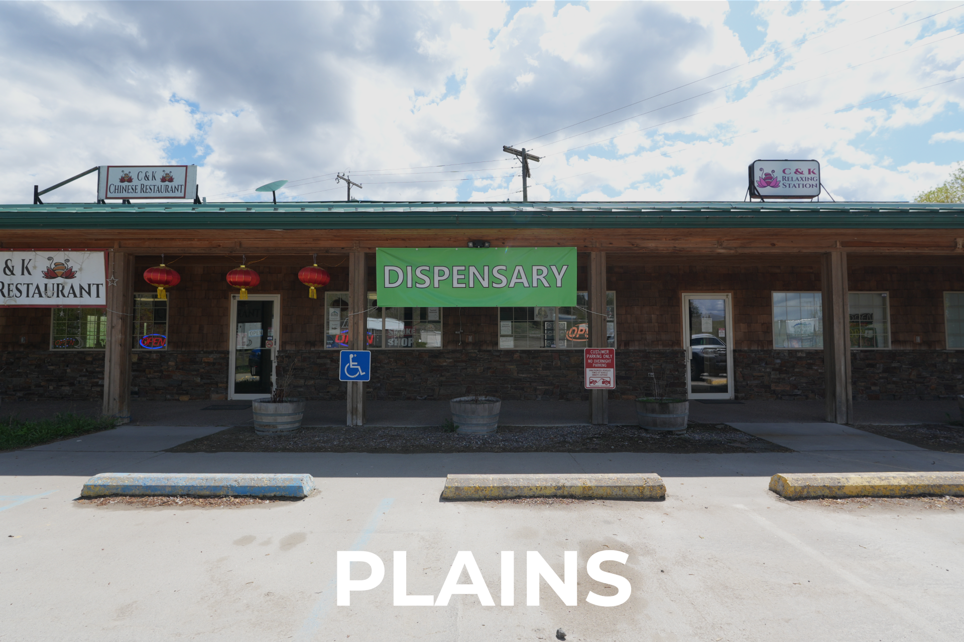 Exterior view of the best dispensary in Plains, Top Shelf Botanicals