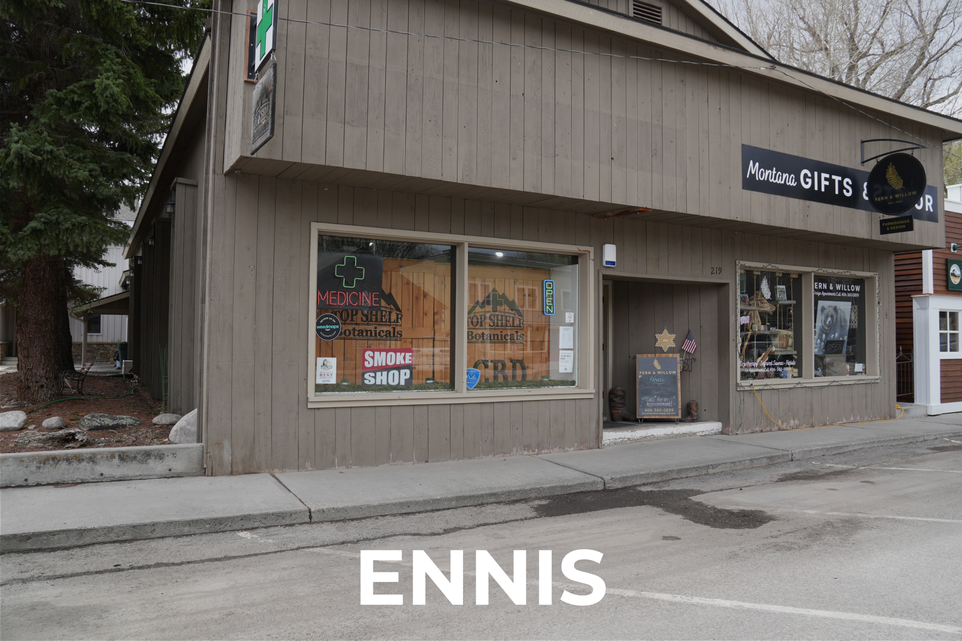 Exterior view of the best dispensary in Ennis, Top Shelf Botanicals